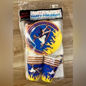 Vintage Party Makers Disney Aladdin Party for 8 - Cups Napkins Plates Tablecloth